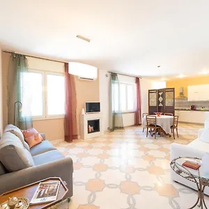 Machi La Civetta Appartamento Lecce